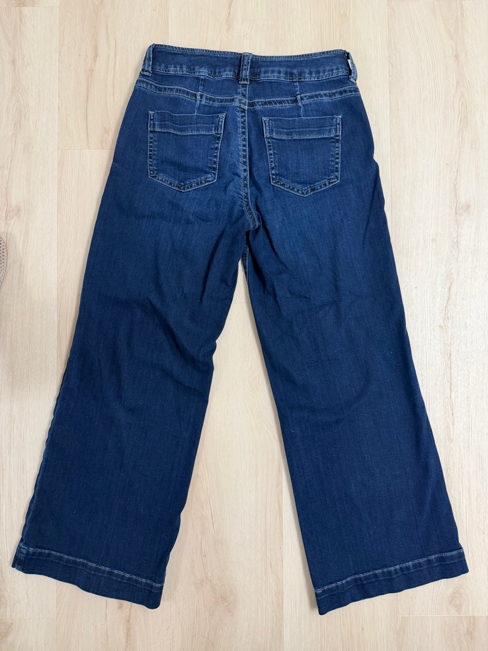 Kut from the Kloth Meg Dark Blue Wide Leg Jeans - Picture 4 of 9